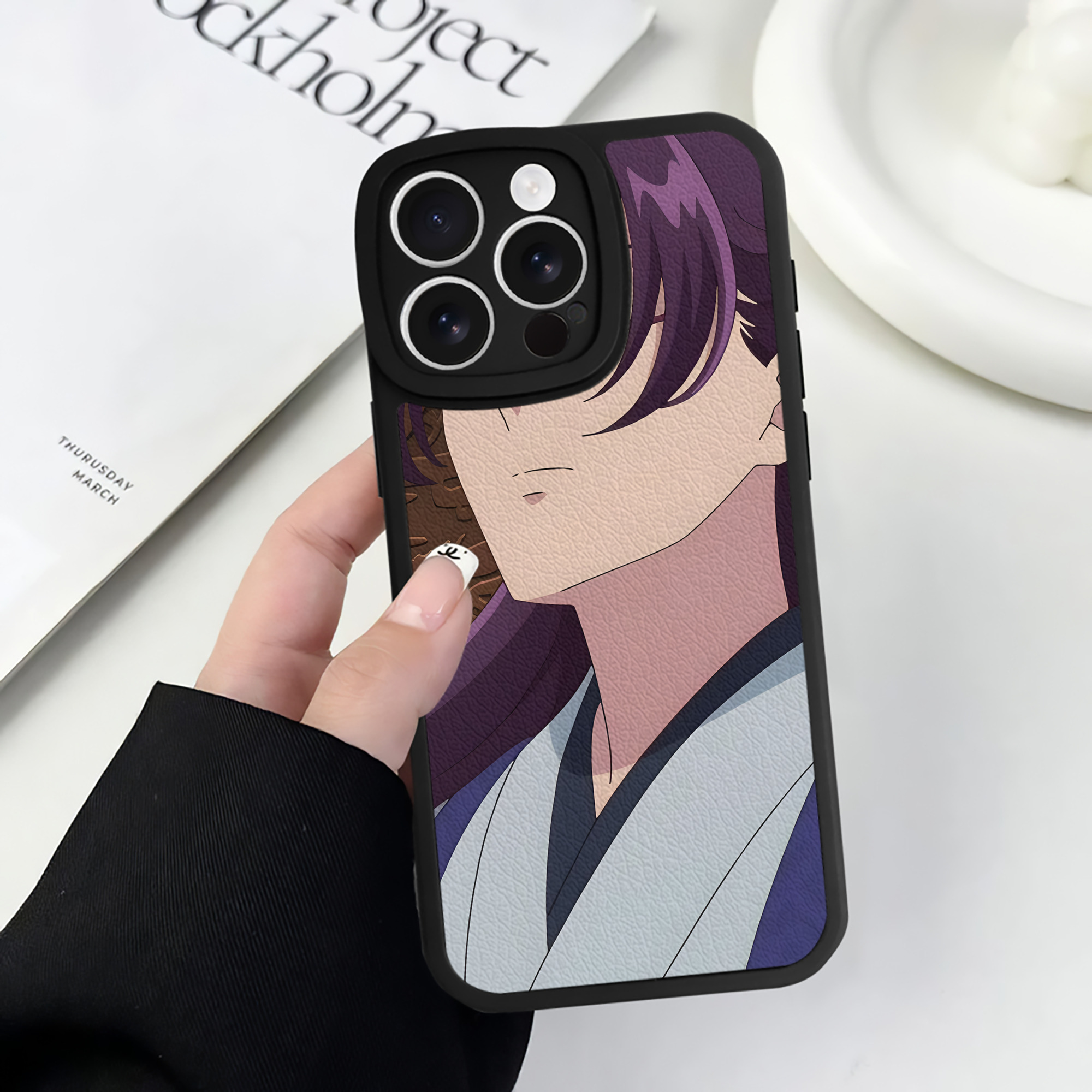 薬屋のひとりごと The Apothecary Diaries 【iPhone 16シリーズ対応】シリコンスマホケース（レザー調） 材質：シリコン